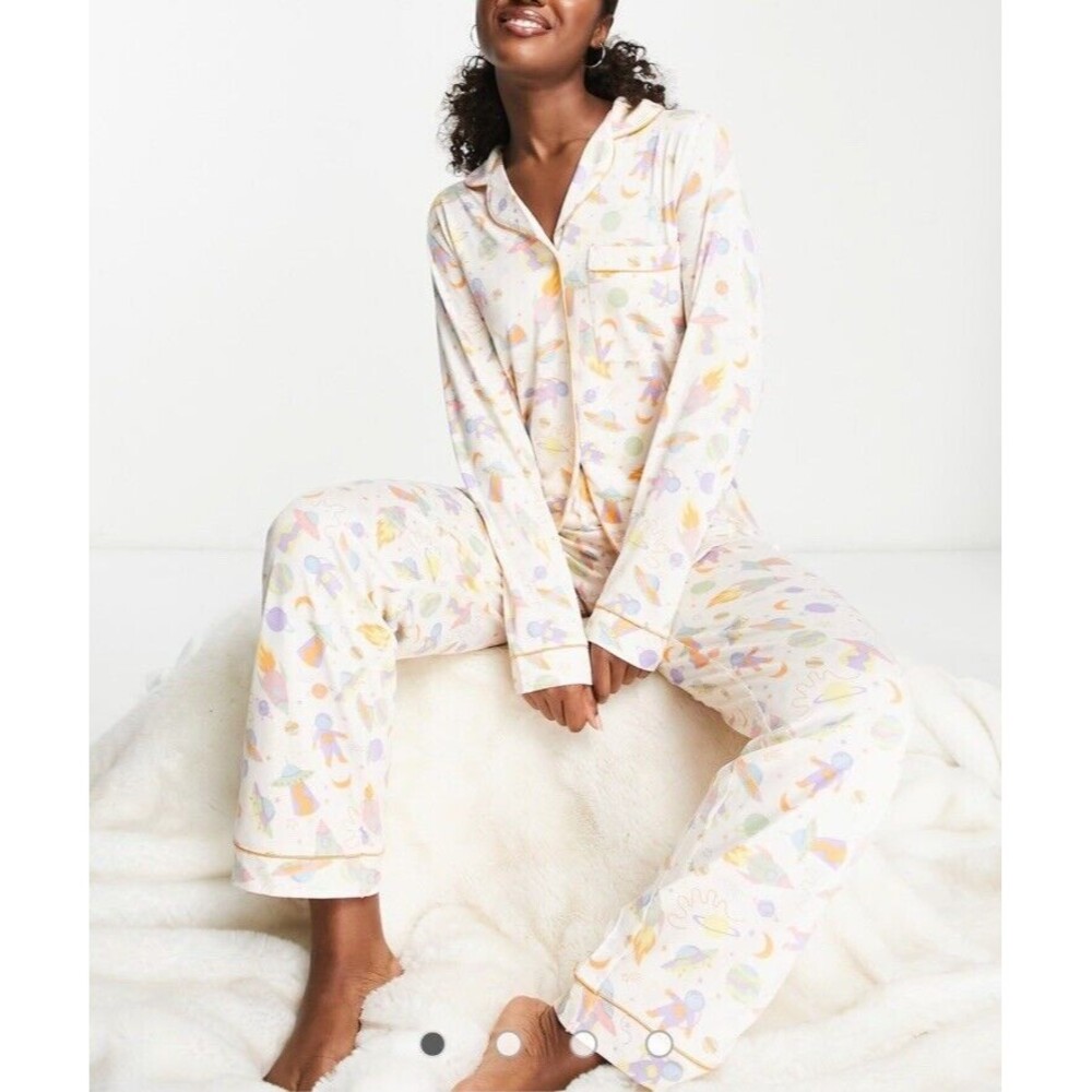 Chelsea Peers 20 Pajamas Aliens Celestial Planets Sleep Space Asos Shirt Pants